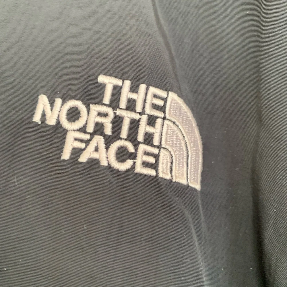 Black North Face fleece Girls’ XL Denali Jacket - Picture 3 of 7